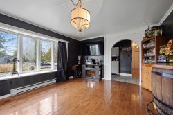 Salon - 