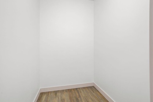Penderie (Walk-in) - 794 Ch. Pierre-Péladeau, Sainte-Adèle, QC 