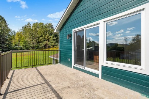 Balcon - 794 Ch. Pierre-Péladeau, Sainte-Adèle, QC 
