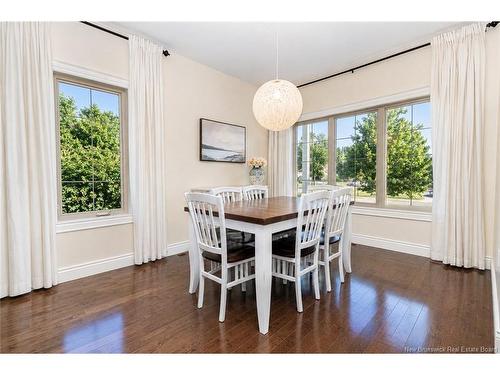 6 Mcnally Crt, Fredericton, NB 
