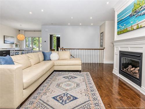 6 Mcnally Crt, Fredericton, NB 