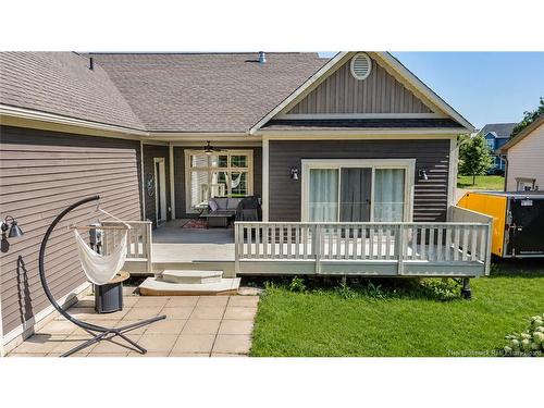 6 Mcnally Crt, Fredericton, NB 