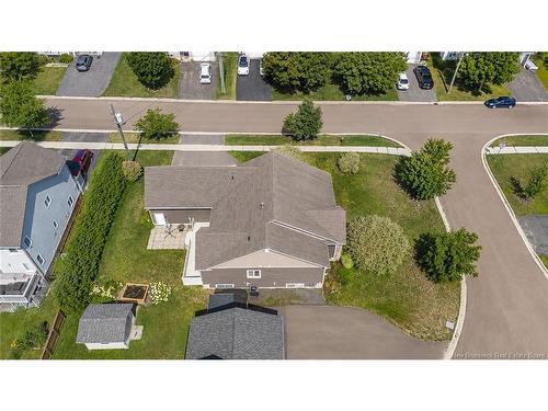 6 Mcnally Crt, Fredericton, NB 