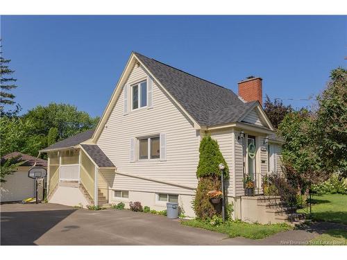 748 Athlone St, Fredericton, NB 