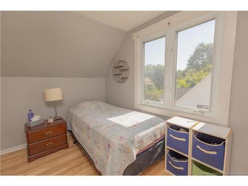 748 Athlone St, Fredericton, NB 