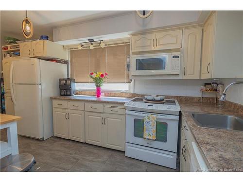 748 Athlone St, Fredericton, NB 
