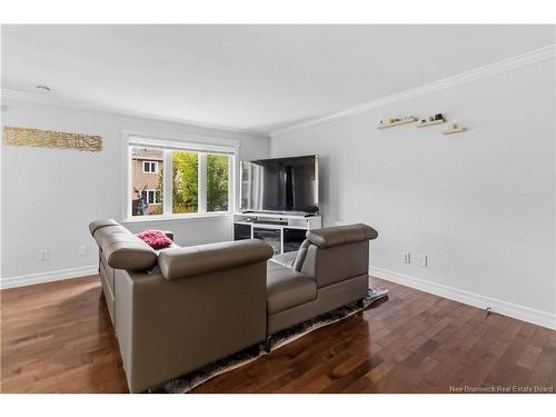 34 Oxiard St, Dieppe, NB 