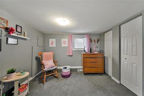 14 Silverdale Cr, Winnipeg, MB 