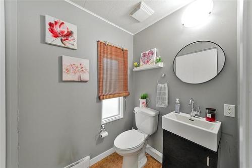 14 Silverdale Cr, Winnipeg, MB 