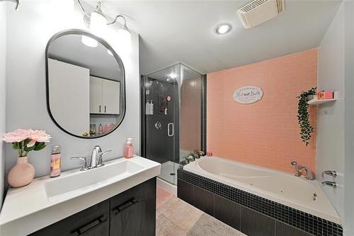 14 Silverdale Cr, Winnipeg, MB 