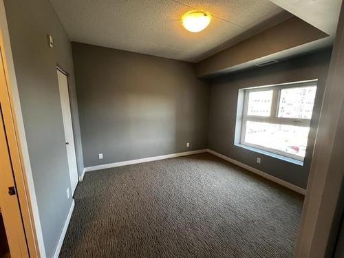 414-80 Barnes St, Winnipeg, MB 