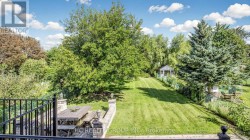 60 OAK AVENUE  Richmond Hill, ON L4C 6R7