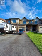 127 HAWKESWOOD DRIVE Ottawa, ON K4M 0C1