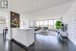 1607 - 2045 LAKE SHORE BOULEVARD W Toronto, ON M8V 2Z6