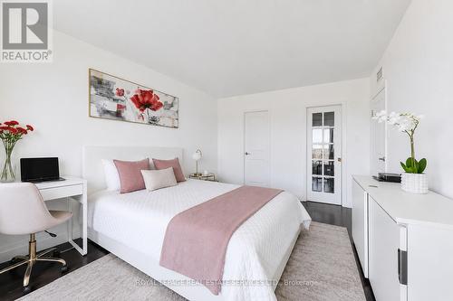 Main Bedroom - 1607 - 2045 Lake Shore Boulevard W, Toronto, ON 