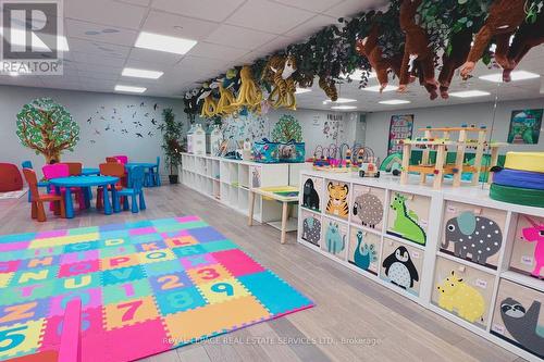 Kids Play Room - 1607 - 2045 Lake Shore Boulevard W, Toronto, ON 