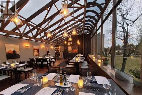 Restaurant - 1607 - 2045 Lake Shore Boulevard W, Toronto, ON 