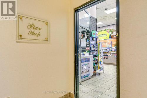 Convenience Store Inside of the Building - 1607 - 2045 Lake Shore Boulevard W, Toronto, ON 