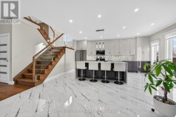 62 PRINCE GEORGE CRESCENT Barrie, ON L4N 0K9