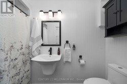 Lower Level 4 Pcs Bathroom - 