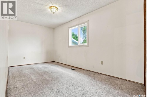 302 Nemeiben Road, Saskatoon, SK 
