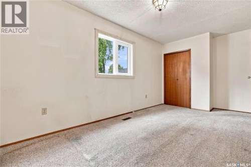 302 Nemeiben Road, Saskatoon, SK 