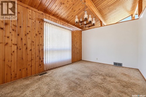 45 Miller Crescent E, Lumsden, SK 