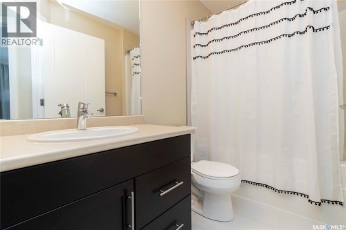 22 111 Rosewood Gate N, Saskatoon, SK 