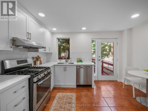 554 Runnymede Road, Toronto, ON 