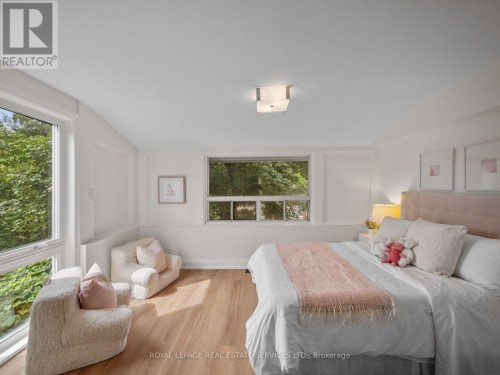 554 Runnymede Road, Toronto, ON 