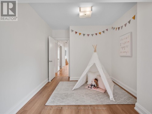 554 Runnymede Road, Toronto, ON 