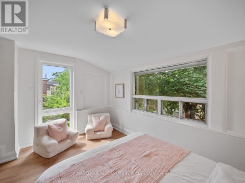 554 Runnymede Road, Toronto, ON 