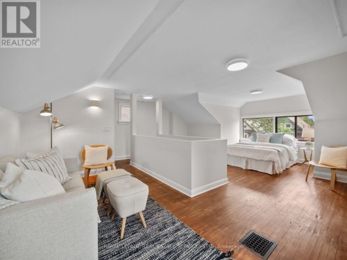 554 Runnymede Road, Toronto, ON 