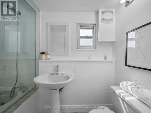 554 Runnymede Road, Toronto, ON 