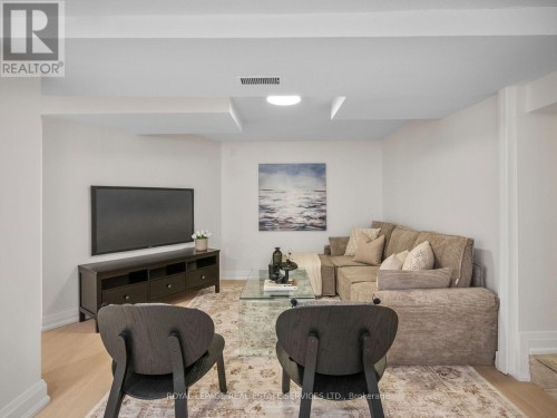 554 Runnymede Road, Toronto, ON 