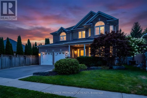 66 BRIDLEWOOD BOULEVARD  Whitby, ON L1R 3C9