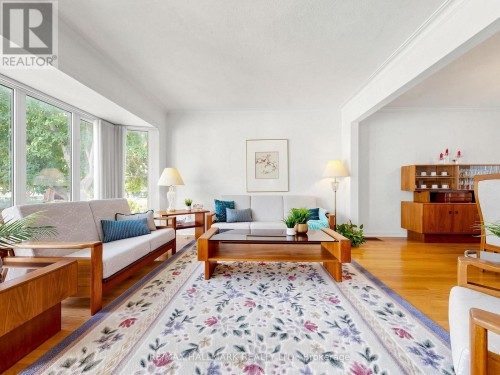 20 Elfreda Boulevard, Toronto, ON 