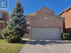 23 EAGLE PEAK DRIVE  Richmond Hill, ON L4S 2W3
