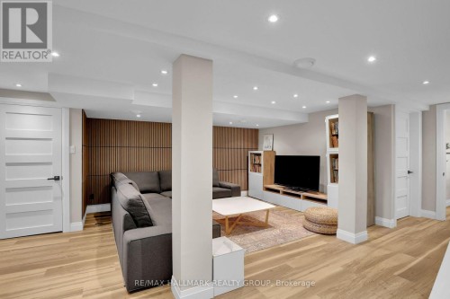 174 Compton Avenue, Ottawa, ON 