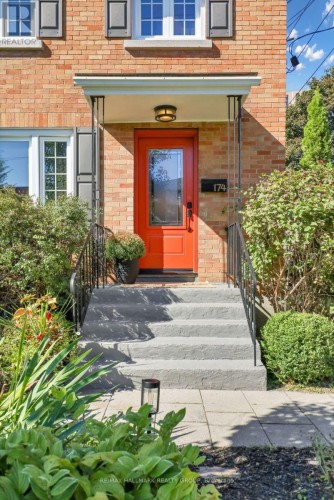 174 Compton Avenue, Ottawa, ON 