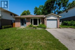36 CYNTHIA COURT Barrie, ON L4M 2X4