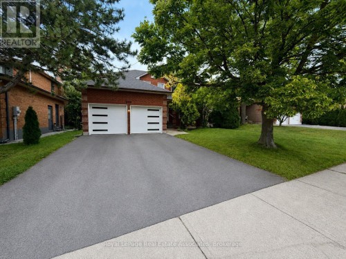 2551 WYNTEN WAY , Oakville, Ontario L6J 7K5 2