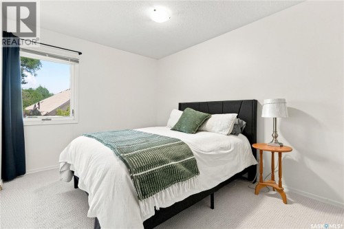 48 Cannington Mews, Regina, SK 