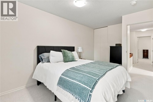 48 Cannington Mews, Regina, SK 