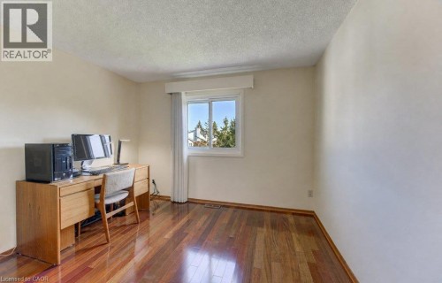 Bright second bedroom with lovely  hardwood floors - 238 Mcgarry Drive, Kitchener, ON 