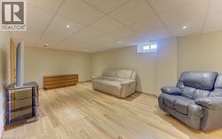 Hickory Engineered hardwood floor with insulated floor pad - 