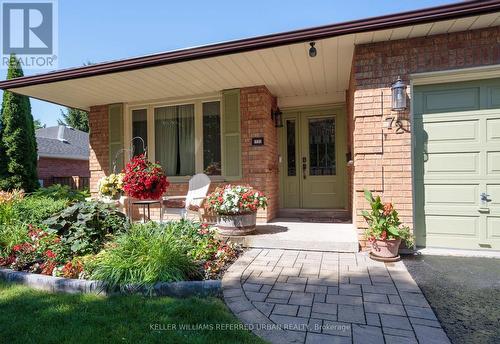 72 MUNRO CRESCENT  Uxbridge, ON L9P 1L8