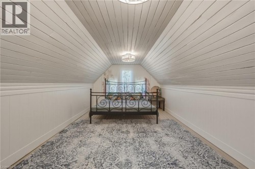 42 Nightingale Street, Hamilton, ON 