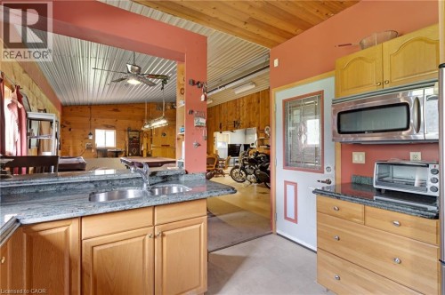 2172 Centre Road, Flamborough, ON 