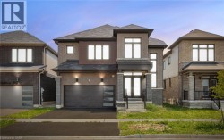 32 REBECCA Way  Caledonia, ON N3W 0E1